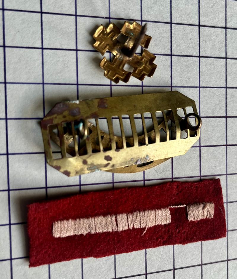 17th (Northern) Division WW1 Cloth Formation Sign Badge.