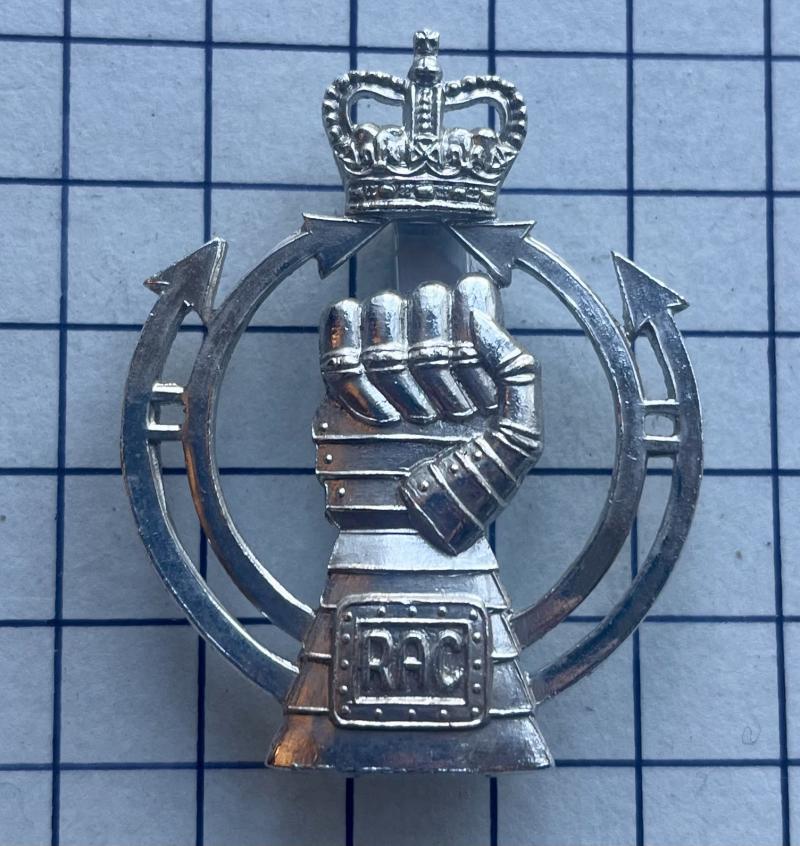 Double Stamped Gaunt Royal Armoured Corps (RAC) Anodised Aluminium Cap Badge
