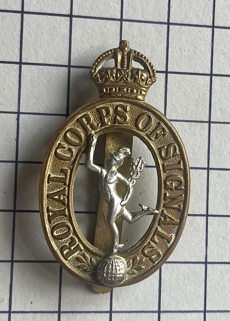 c1920-48 Royal Corps of Signals (RCOS) Bi-Metal Other Ranks Cap Badge
