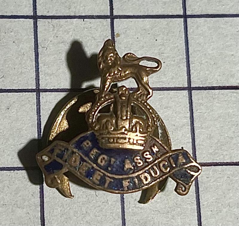 cWW2 Royal Army Pay Corps (RAPC) Regimental Association Mufti Sweetheart Badge