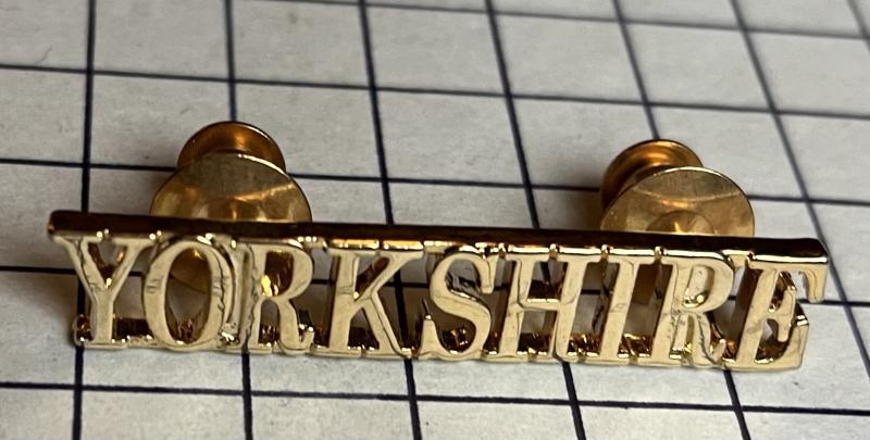 'New Metal' Yorkshire Regiment Shoulder Title Pin Badge