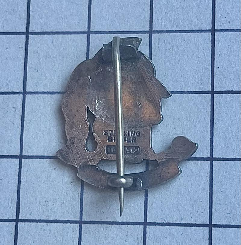 28th Battalion The London Regiment - The Artist Rifles - Silver & Enamel Sweetheart Cap Badge Device