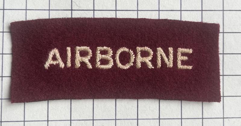 cWW2 Airborne Parachutist Para Cloth Embroidered Strip Shoulder Title Badge Patch