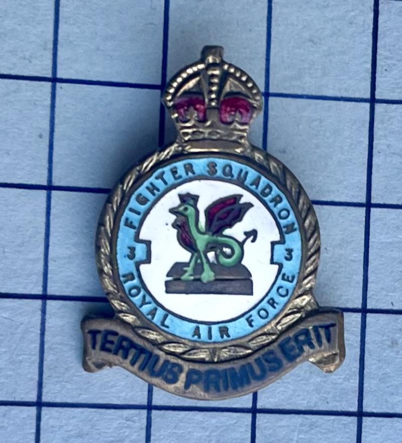 c1940s No 3 Fighter Squadron (Hurricanes, Typhoons, & Tempests) Royal Air Force (RAF) Badge Beems