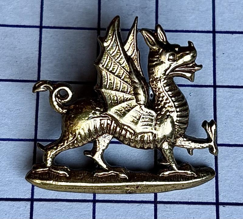 Welch Regiment Collar Badge