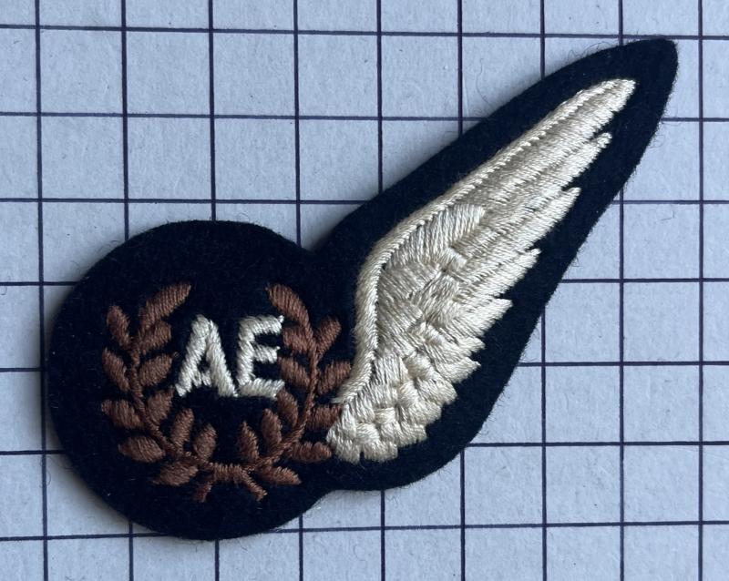 Pre-2003 Royal Air Force (RAF) Air Electronics Officer / Operator Half Wing Brevet