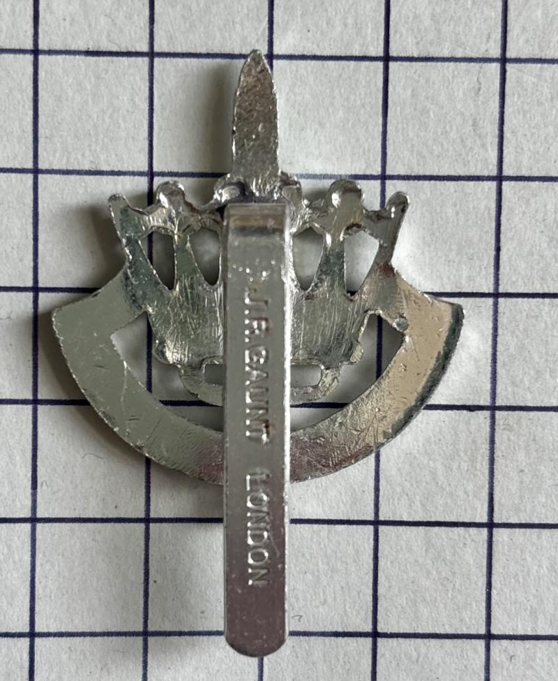 c1958-68 The Home Counties Brigade Anodised Aluminium Cap Badge Gaunt