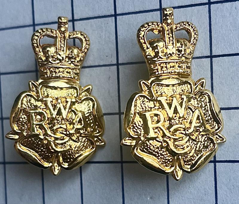 c1952-92 Women's Royal Army Corps (WRAC) Officer Pattern Gilt Collar Badges Pair