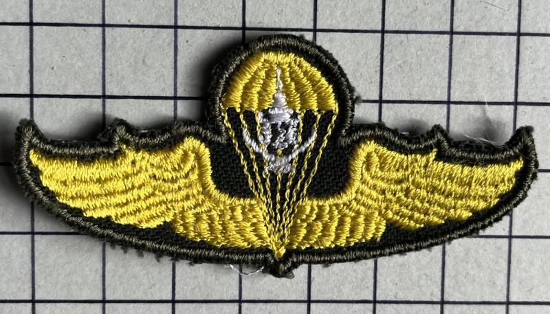Thailand Student Parachute Thai Airborne Qualification Wings Badge Patch