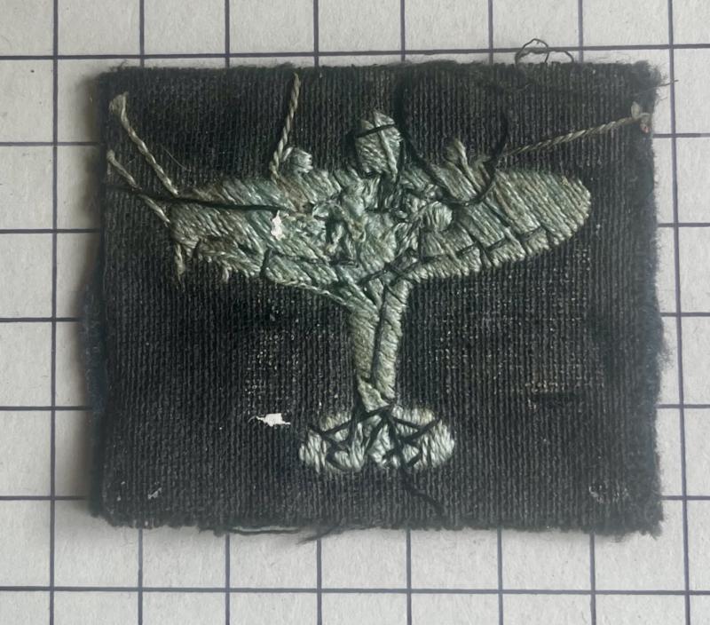cWW2 Royal Observer Corps (ROC) Wartime Aircraft Observer Pass Cloth Badge