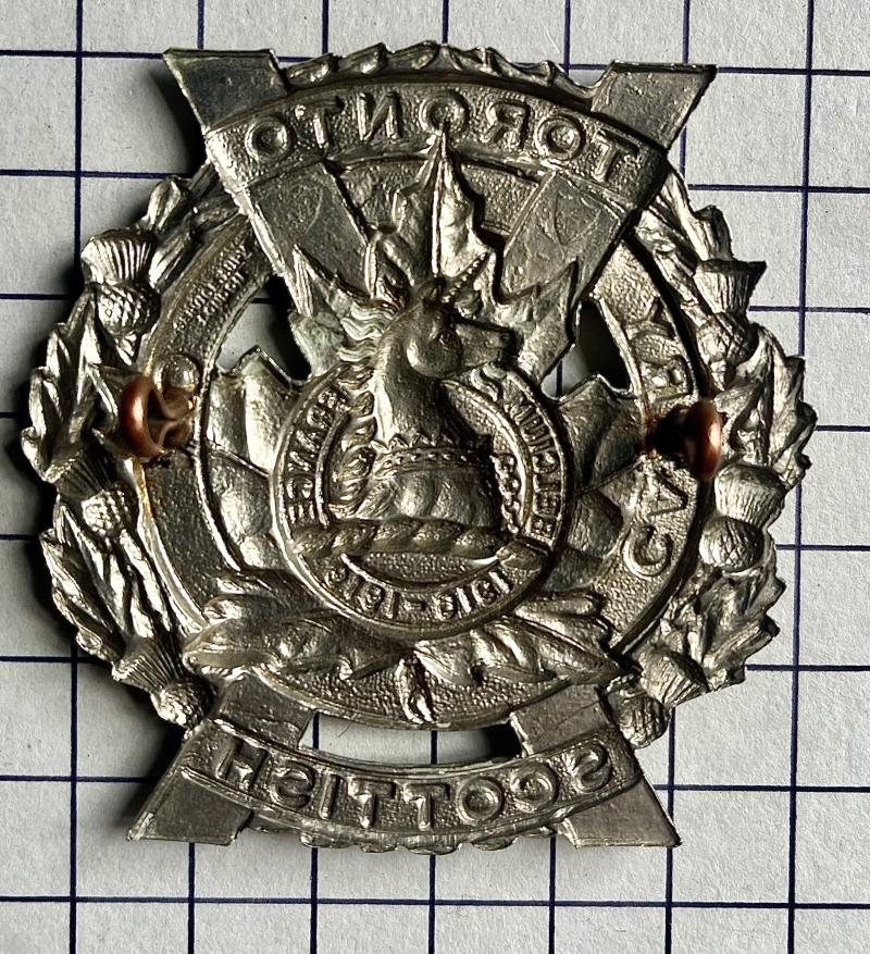 cWW2 British Made Toronto Scottish Regiment Glengarry Cap Badge