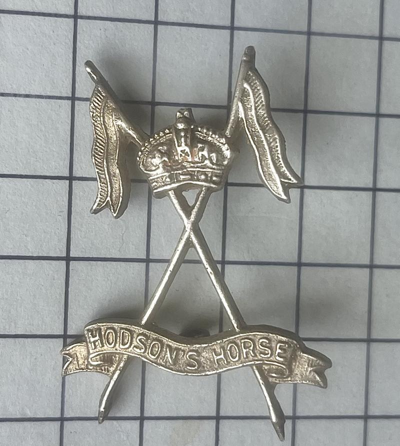 c1922-47 India Hodson’s Horse (4th DCO’s Own Lancers) Cap Badge