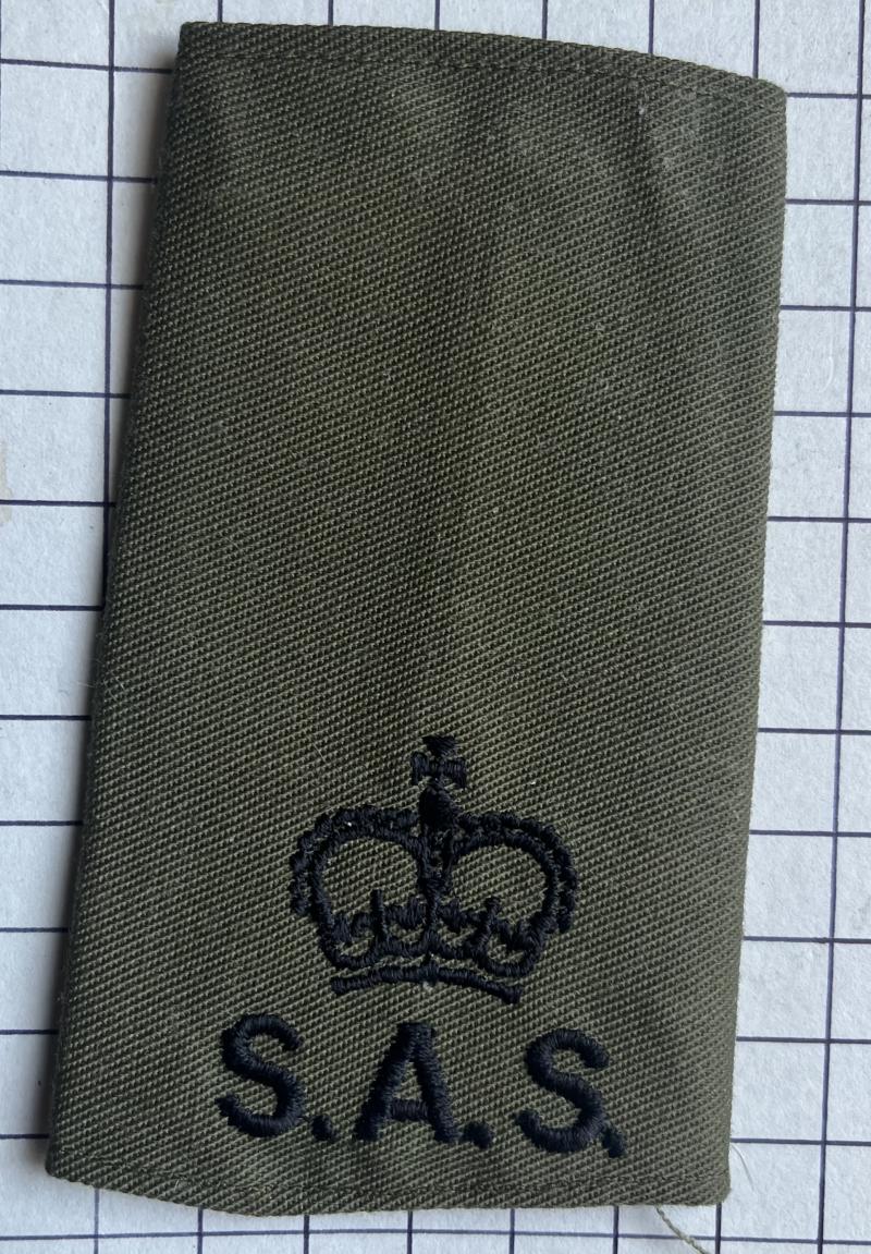 c1970-80s Special Air Service (SAS) Officer Major Rank Slide Slip-On Shoulder Title Badge