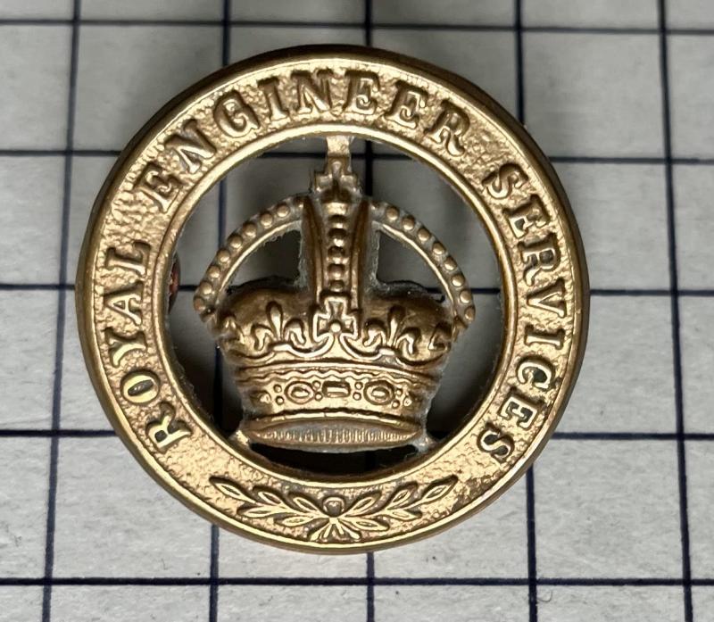 c1908-19 Royal Engineers (RE) Services Cap / Collar Engineer Badge