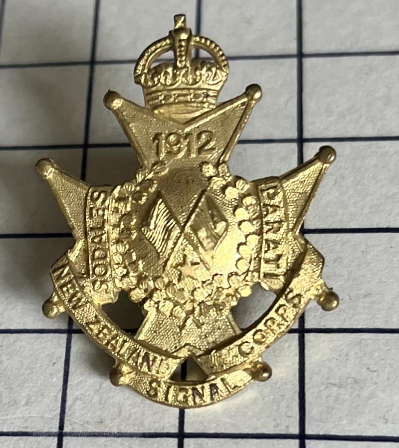 c1912-21 New Zealand Signal Corps (NZ Engineers) Collar Badge