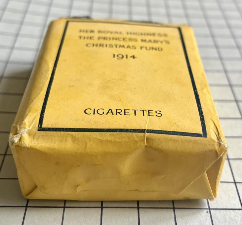 cWW1 Princess Mary Christmas 1914 Gift Fund Packet of Cigarettes