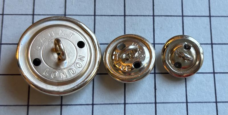 c1952-1992 Women's Royal Army Corps WRAC 3 x Different Sized Anodised Buttons