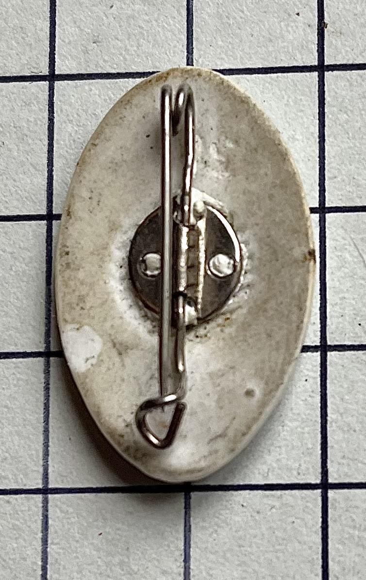 1934 Pre-WW2 Hitler Youth (Hitler-Jugend) Ceramic Sport Festival Event Pin Badge