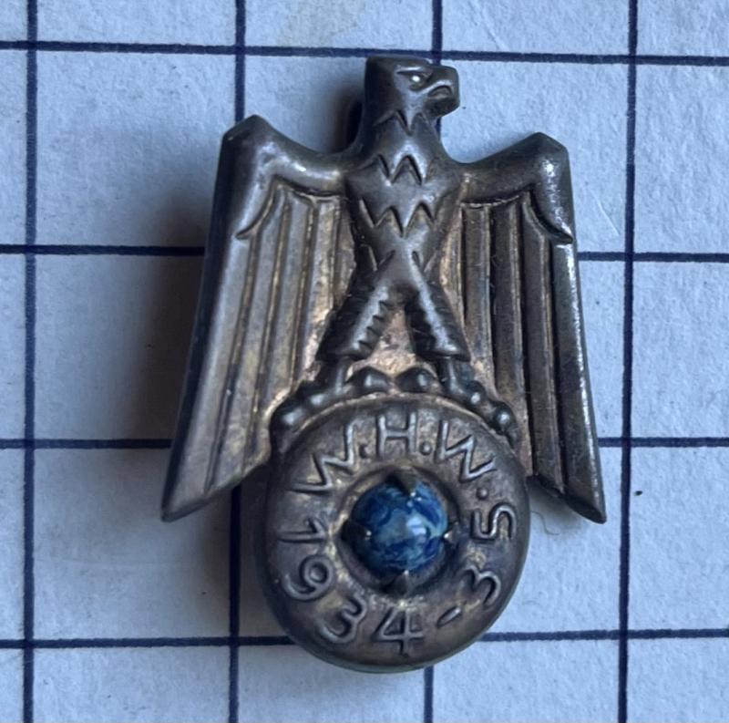 cWW2 1934-35 3rd Reich WHW Winterhilfswerk Day Pin Badge Winnie