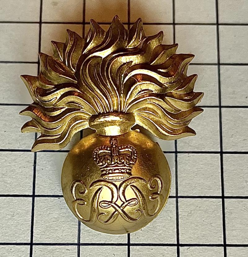 Post 1952 Grenadier Guards Regiment Sgts' Brass Cap Badge