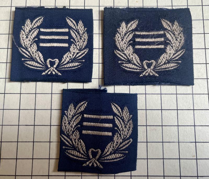 c1972-92 Slip-On Rank Slides Royal Observer Corps (ROC) Chief Observer Slip-On Rank Slides Cloth Badges x 3