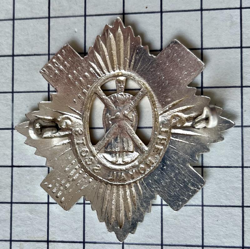 c1952-2006 The Royal Scots Anodised Aluminium Cap Badge