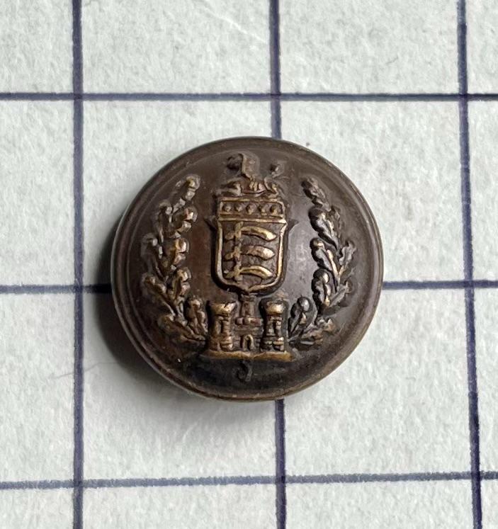 c1881-1902 The Essex Regiment Officers Small Cap Size 14mm Officer Service Dress (OSD) Button
