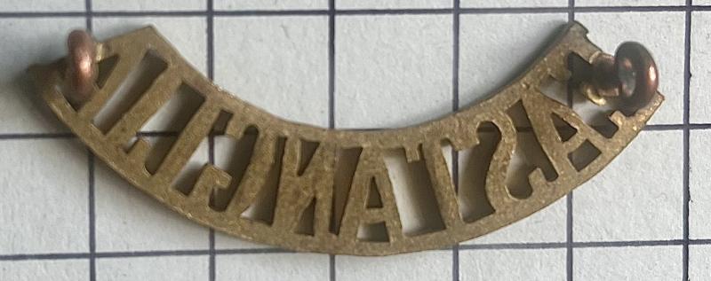 c1946-68 East Anglia Bde Brass Shoulder Title Badge