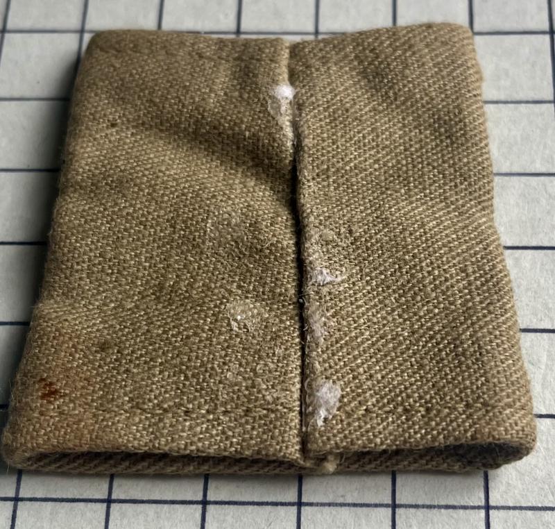 cWW2 British Army 70th Infantry Division Formation Sign Slip-On Cloth Badge