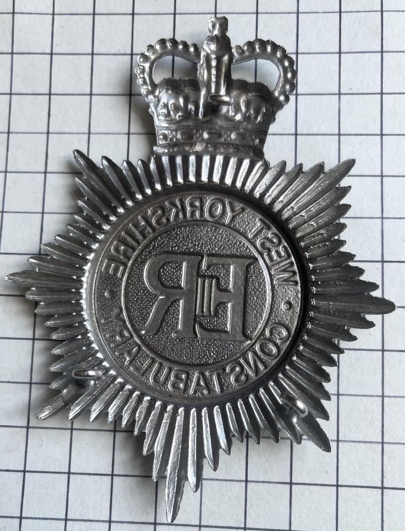 c1968-74 West Yorkshire Constabulary Police QC White Metal Helmet Plate Badge