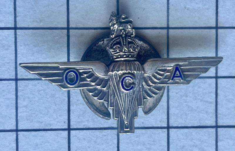 Pre 1952 Parachute Regiment Old Comrades Association (OCA) Lapel Badge