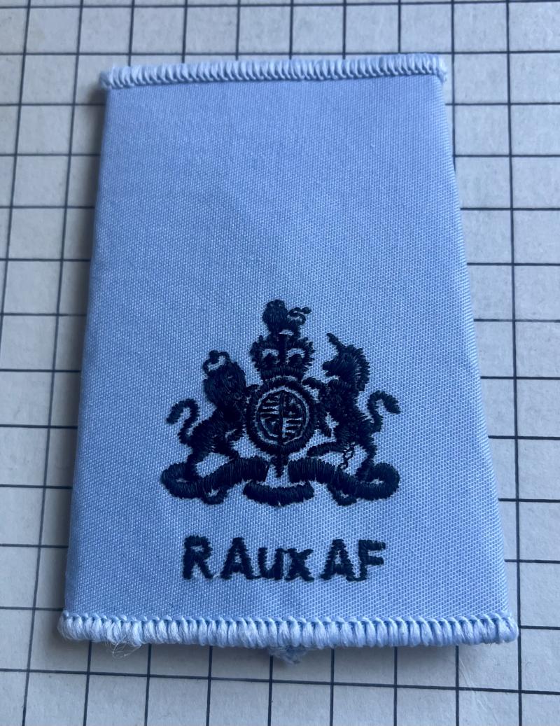 Royal Auxiliary Air Force Warrant Officer (WO) Shoulder Title Slip-On Rank Slide Badge