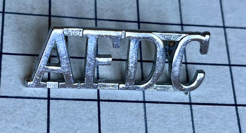 c1964-70 Air Force Department Constabulary (AFDC) Chrome Police Shoulder Title Badge
