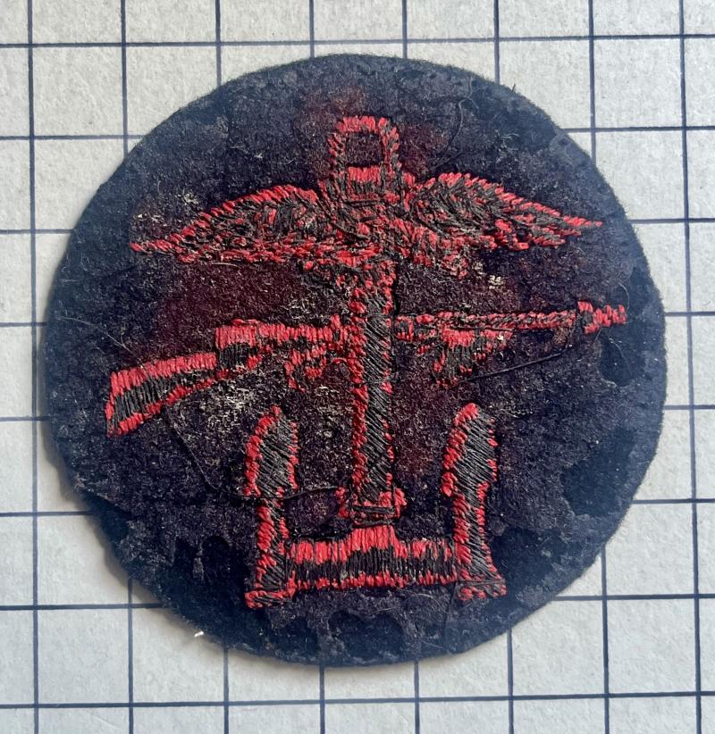 WW2 Commando Special Forces 'Round' Version of the Combined Operations Embroidered Formation Designation Sign Flash