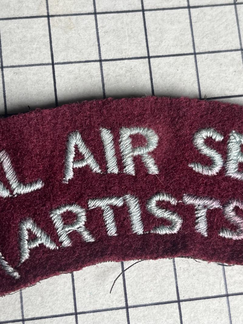 c1954-56 21st Special Air Service (SAS) Artists Rifles Shoulder Title Badge