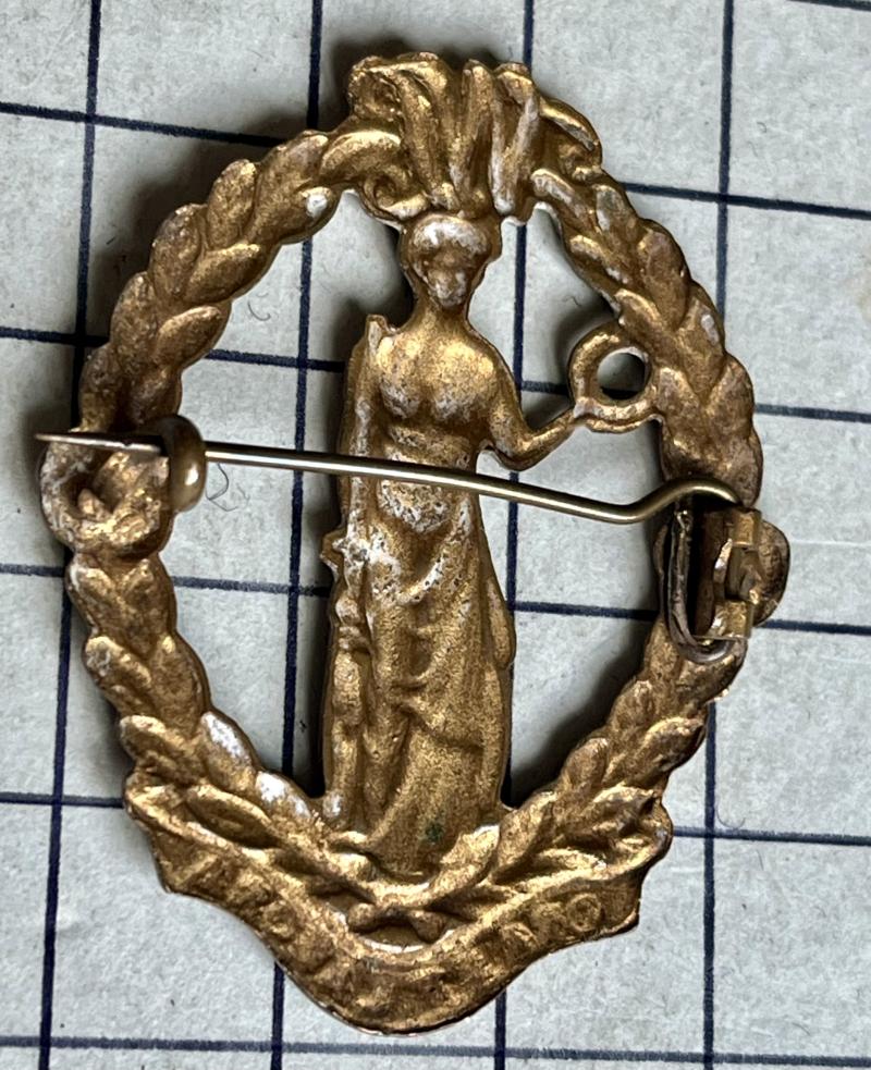 c1915-19 British Womens Legion Lapel & Cap Badge WW1