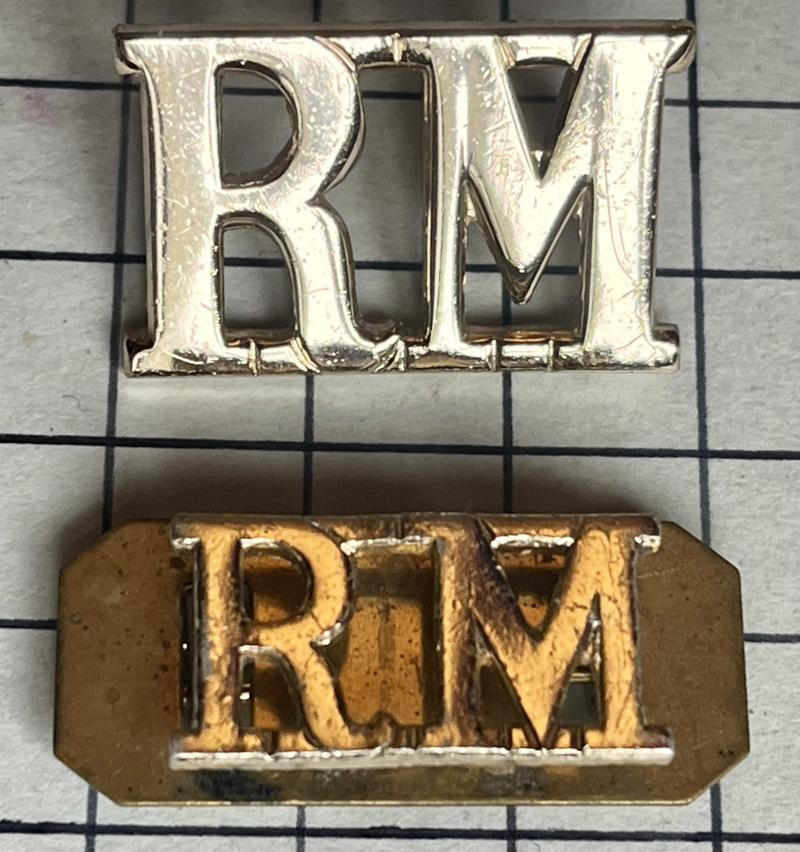 Royal Marines (RM) Anodised Staybrite Shoulder Title Badges