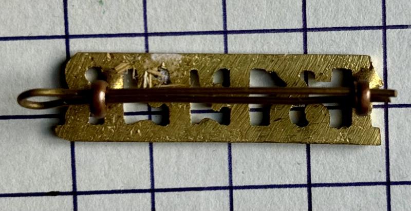 c1922-45 13th Frontier Force Rifles (FFR) British Indian Army Brass Metal Shoulder Title Badge