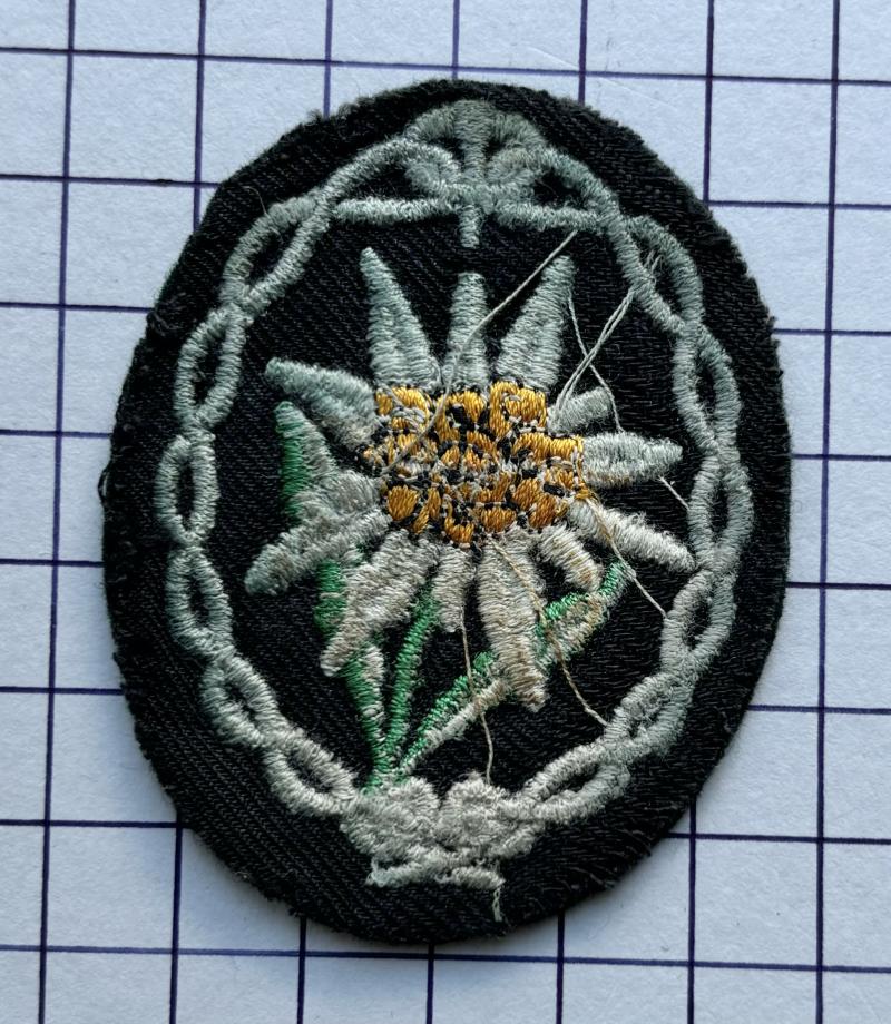 WW2 era German Edelweiss Mountain Troops Arm Badge