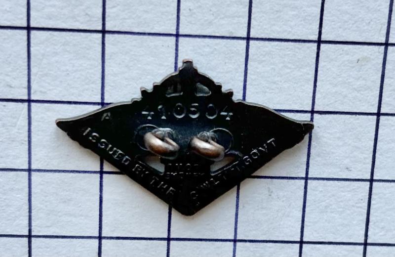 WW2 Australian Returned from Active Service badge Army 'A' 410504