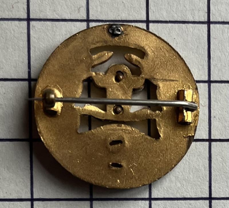 Old Comrades Association (OCA) The Middlesex Regiment (Duke of Cambridge's Own) Mufti Lapel Sweetheart Pin Badge