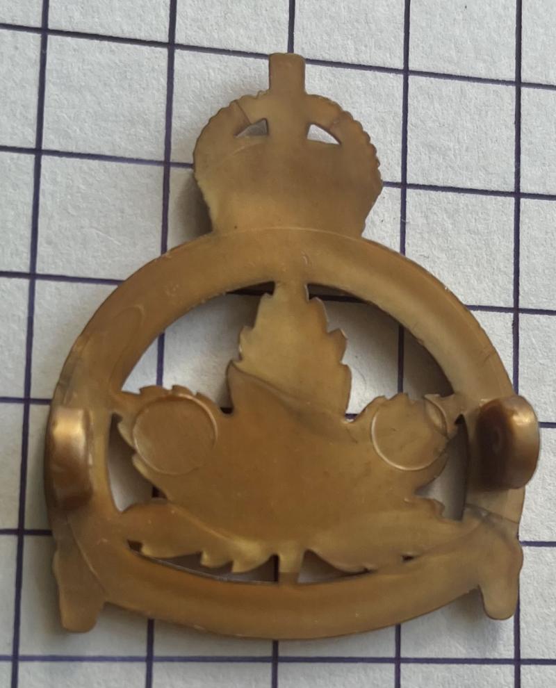 WW2 Royal Canadian Army Cadets Plastic Cap Badge