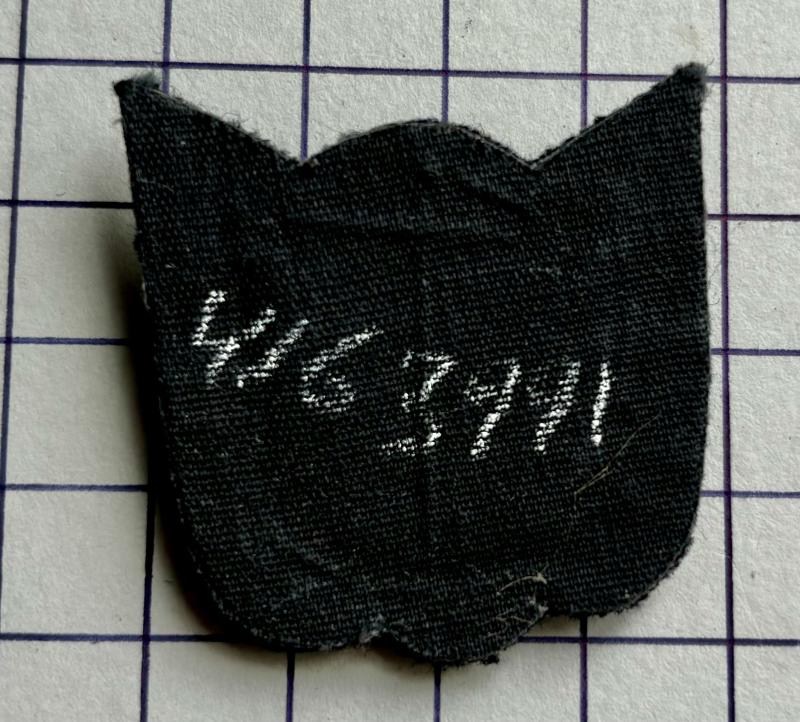 Post 1952 Mess Dress Fleet Air Arm (FAA) Observer Aircrew Wing Badge