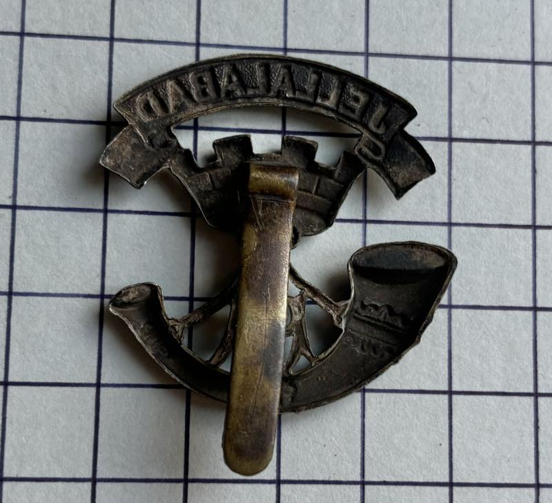 Blackened Brass Somerset Light Infantry (SLI) Other Ranks Cap Badge