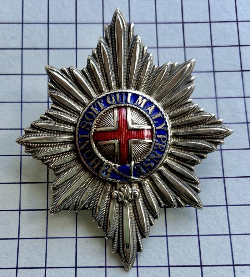 Coldstream Guards Regiment Valise Star Badge Silver Plated and Enamel Musicians' Pattern