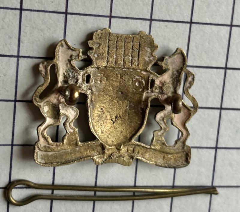Theatre Made Cast Westminster Dragoons (Territorial Yeomanry) Cap Badge