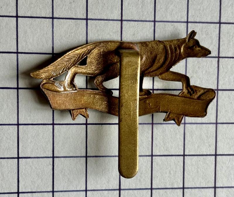 Post 1971 The Queen's Own Yeomanry (QOY) Bi-Metal Cap Badge