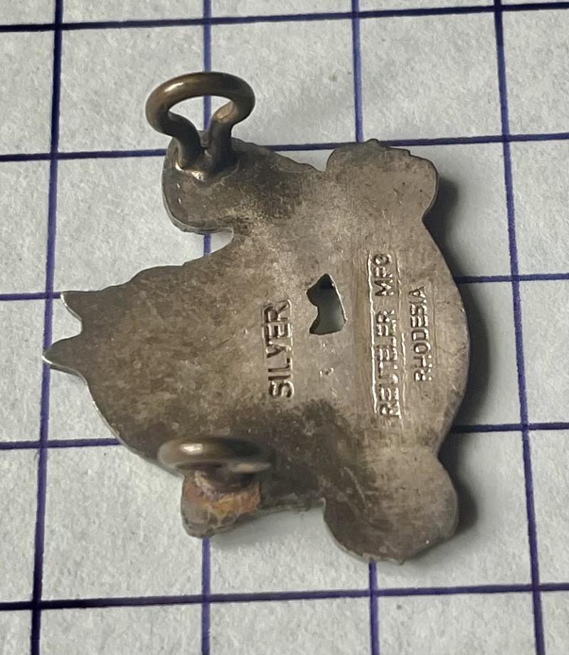 Rhodesian War Period Silver Marked Officer Pattern Grey Scouts Cap Badge