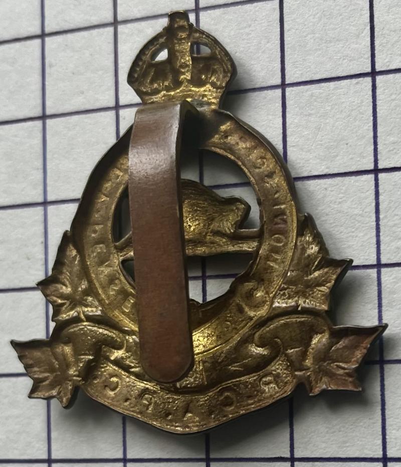 WW2 Rare Slider Variant Royal Canadian Army Pay Corps Cap Badge c1920-52