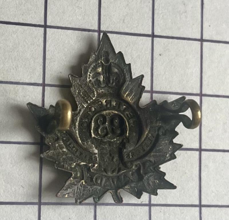 WW1 93rd Peterboro Overseas Battalion of Canada Canadian Expeditionary Force (CEF) Collar Badge
